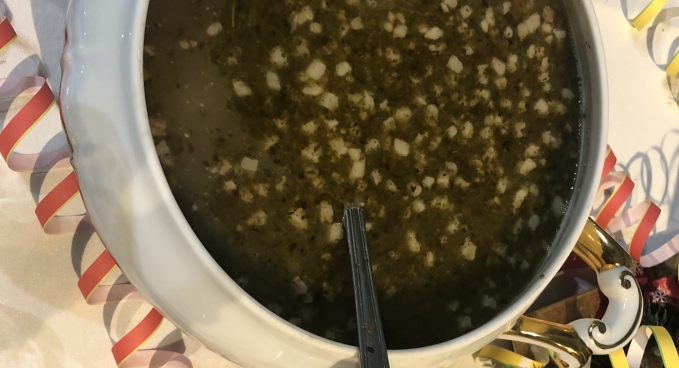 Macskajaj leves - lencseleves combsonka baconnel, chili paprikával megbolondítva 10 g szénhidrát/ fő